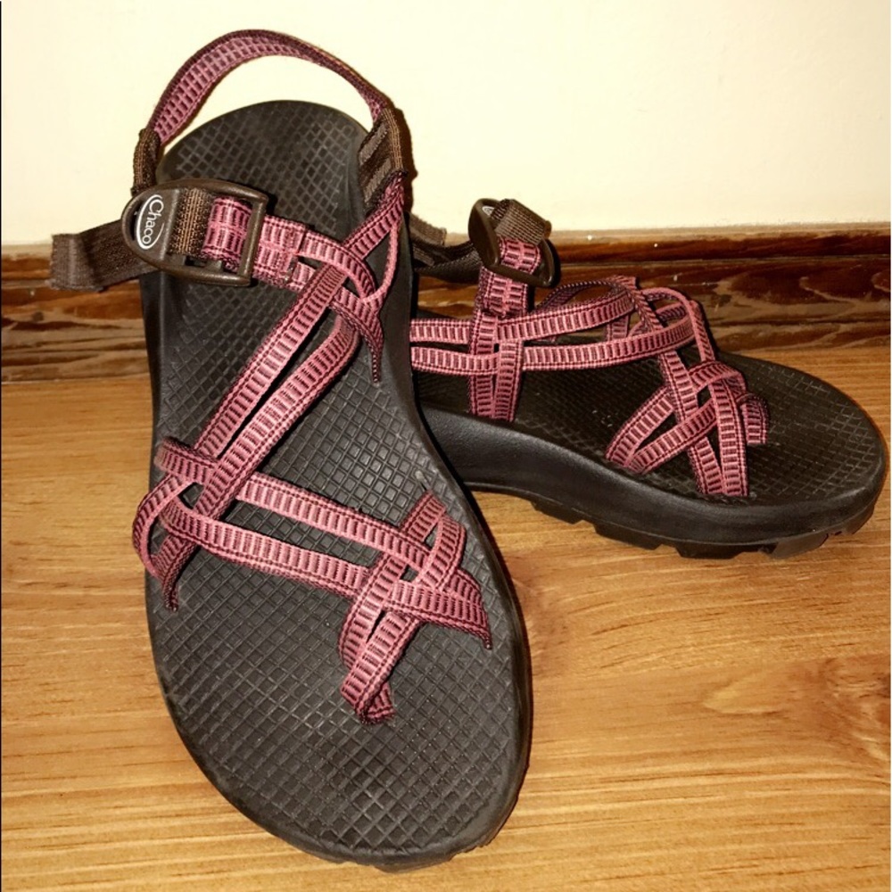 Custom Women’s Size 7 Chacos with Vibram sole